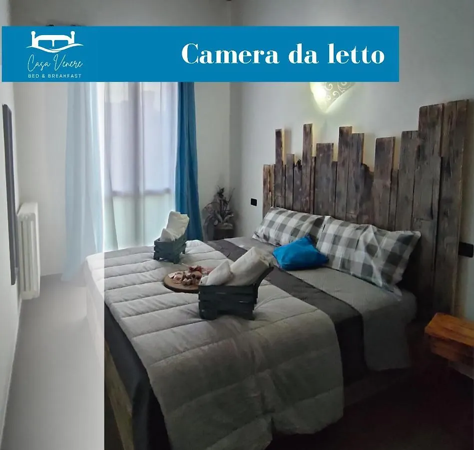 فندق مبيت وإفطار مبيت وإفطار فيرّارا Casa Venere